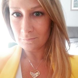 Meet your Posher, Dara
